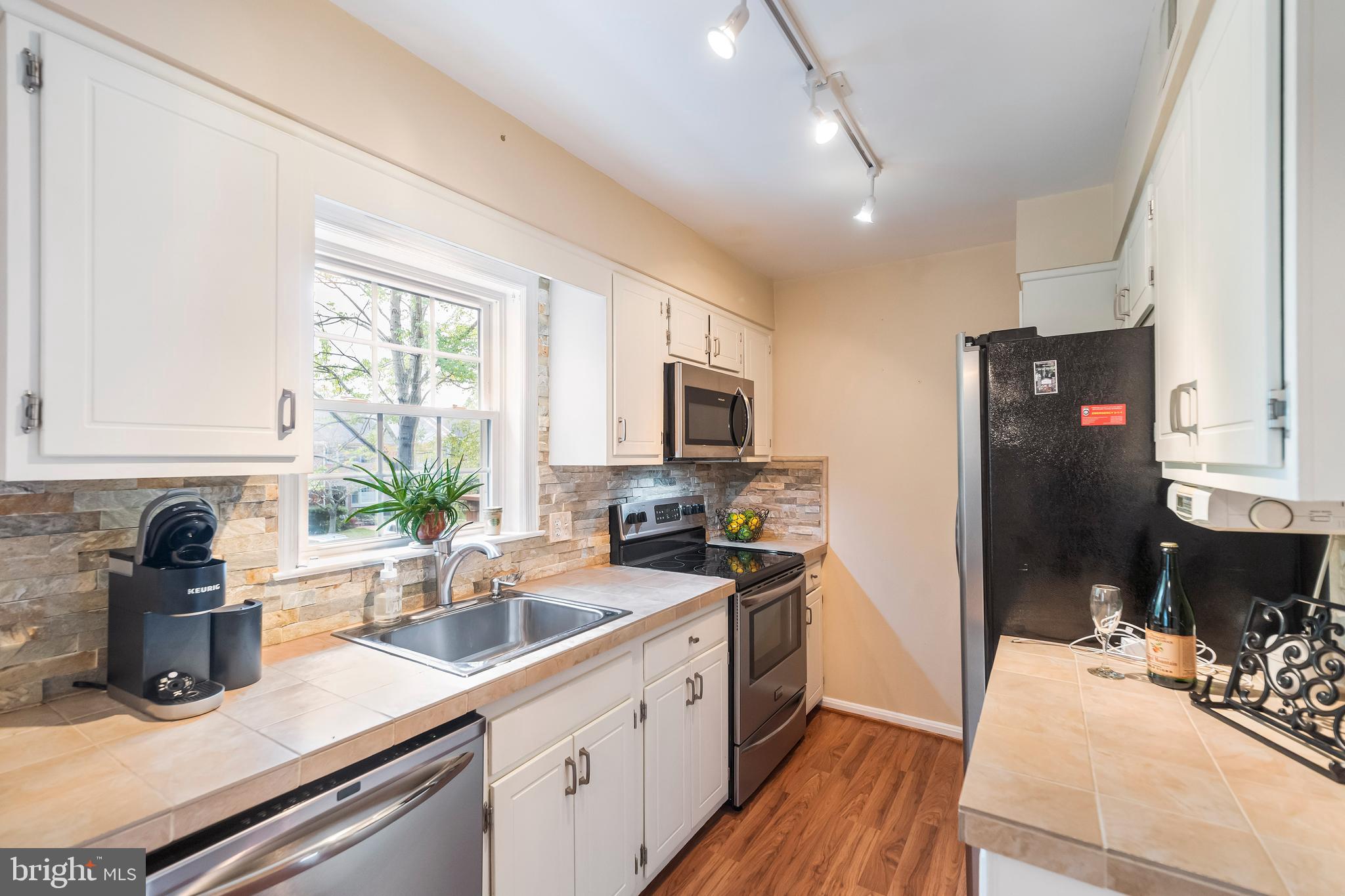 BRIARY FARMS TOWNHOMES - Residential