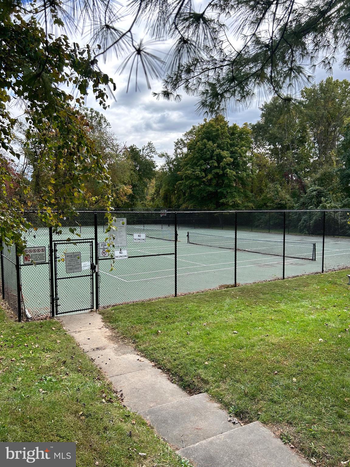 BRIARY FARMS TOWNHOMES - Residential