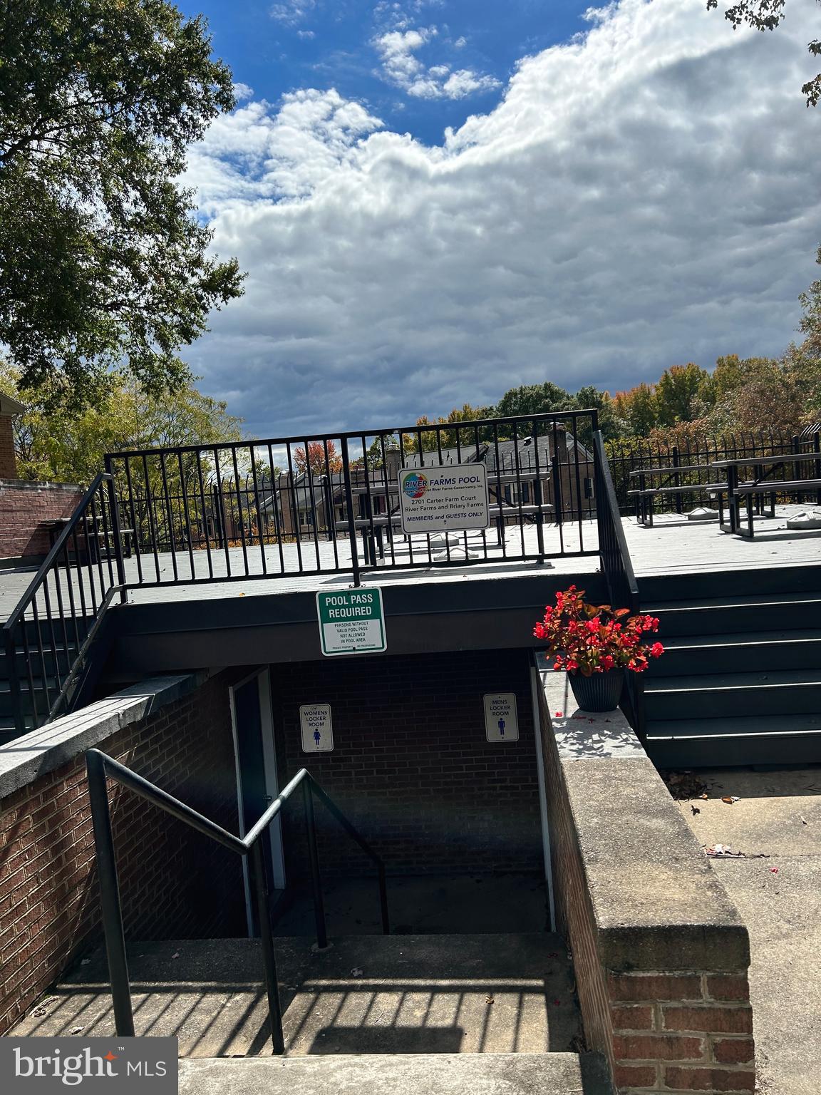 BRIARY FARMS TOWNHOMES - Residential