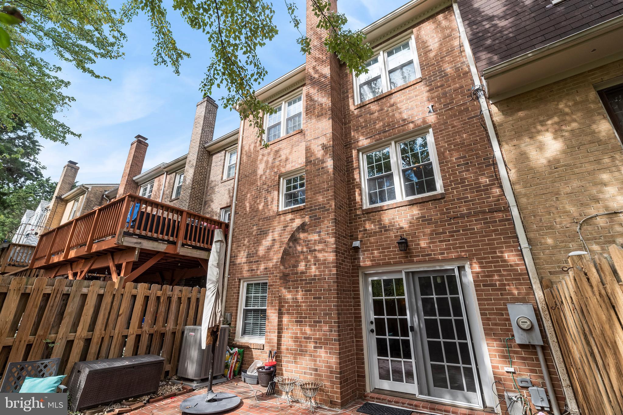 BRIARY FARMS TOWNHOMES - Residential