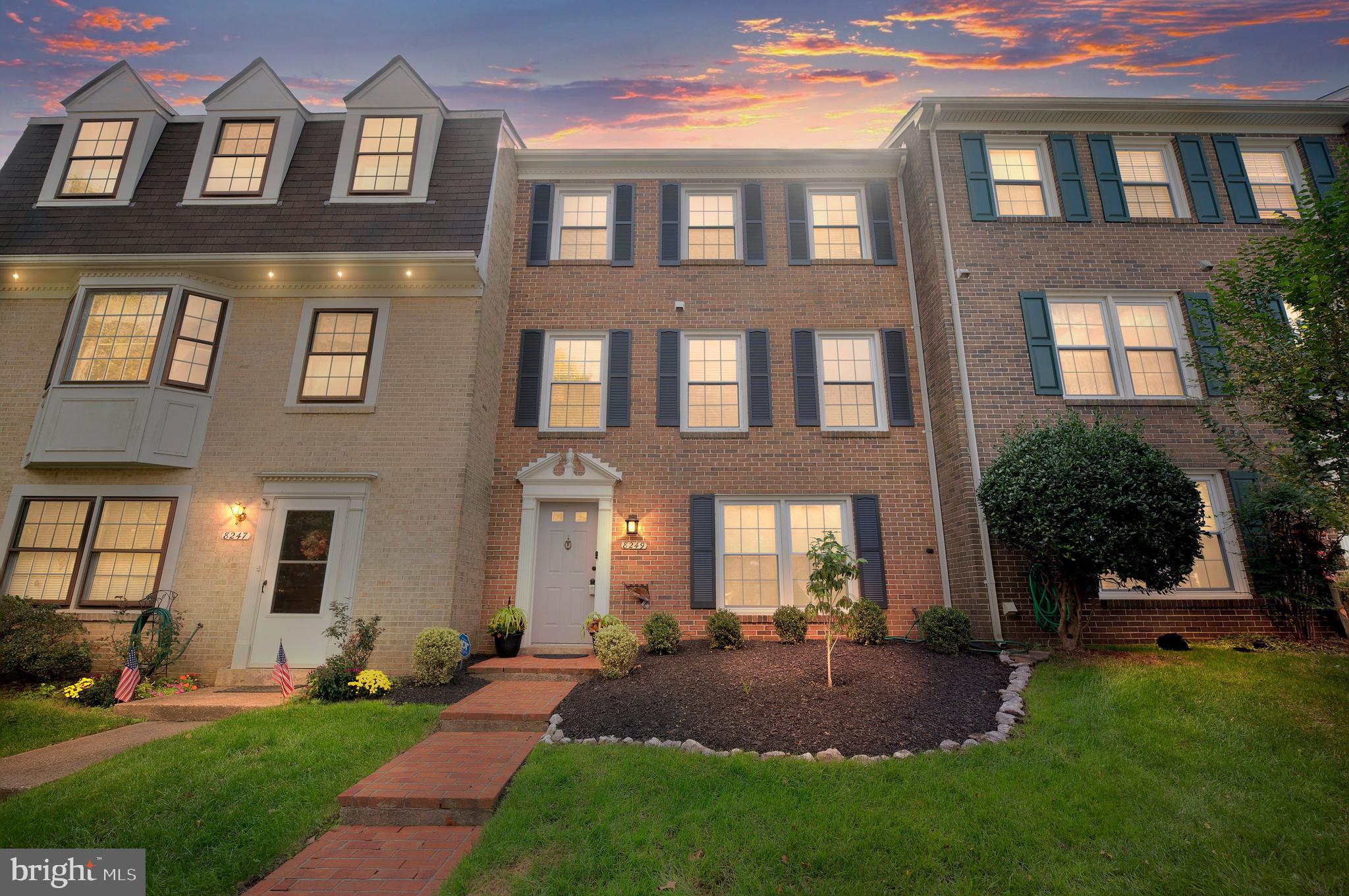 BRIARY FARMS TOWNHOMES - Residential