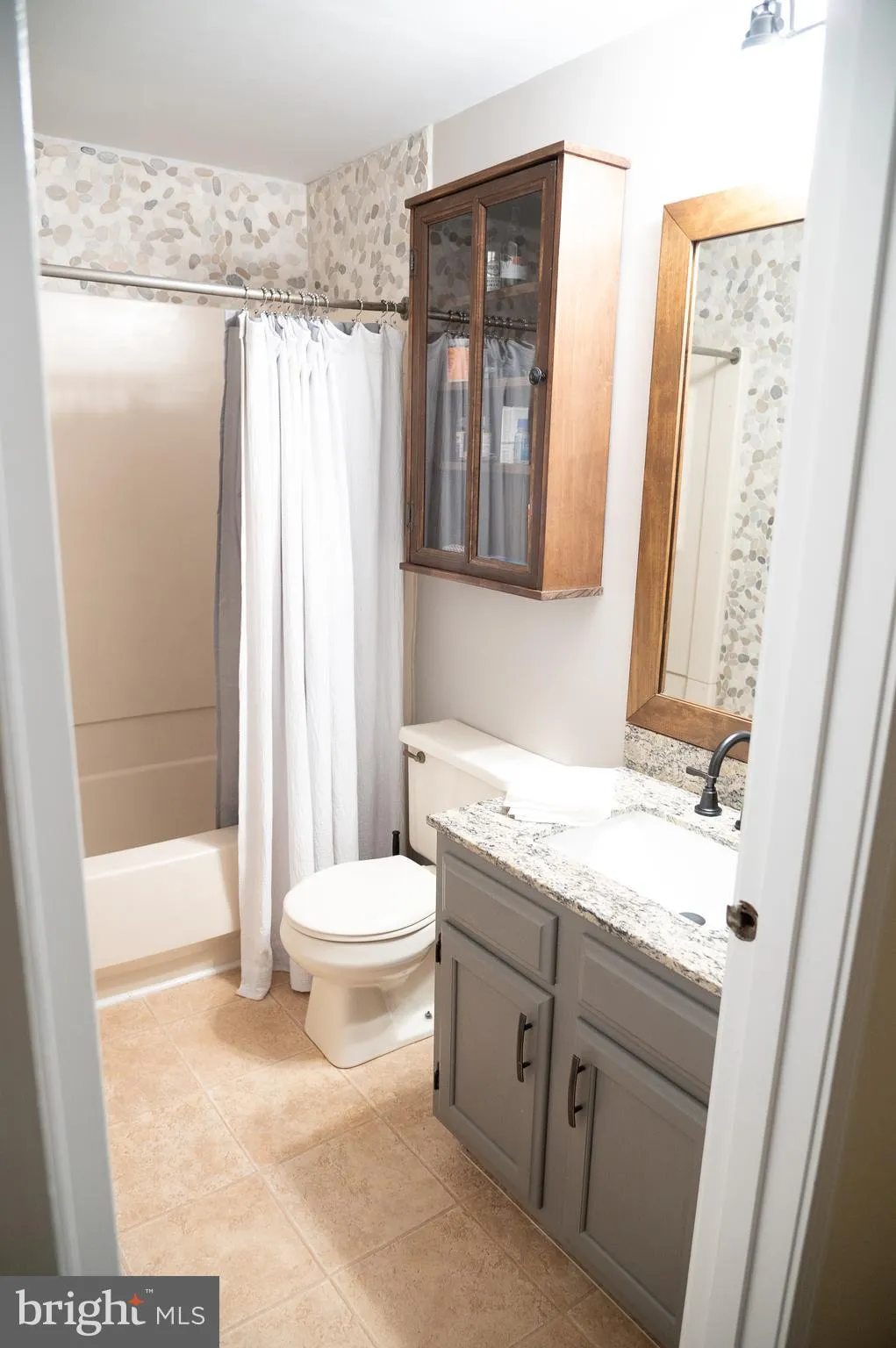 Newark, Delaware 19702, United States, 4 Bedrooms Bedrooms, ,3 BathroomsBathrooms,Residential,Coming Soon,228366