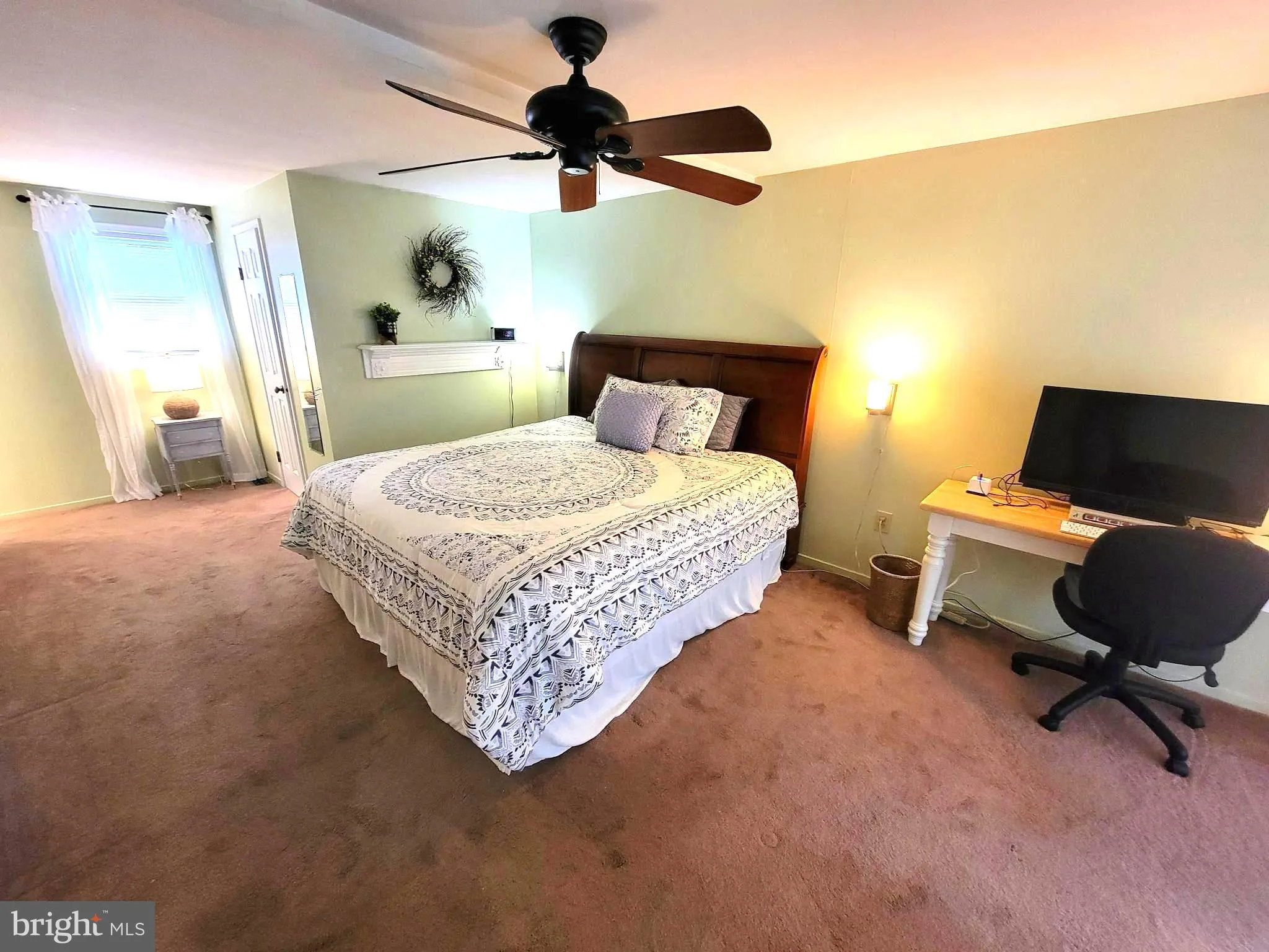 Newark, Delaware 19702, United States, 4 Bedrooms Bedrooms, ,3 BathroomsBathrooms,Residential,Coming Soon,228366