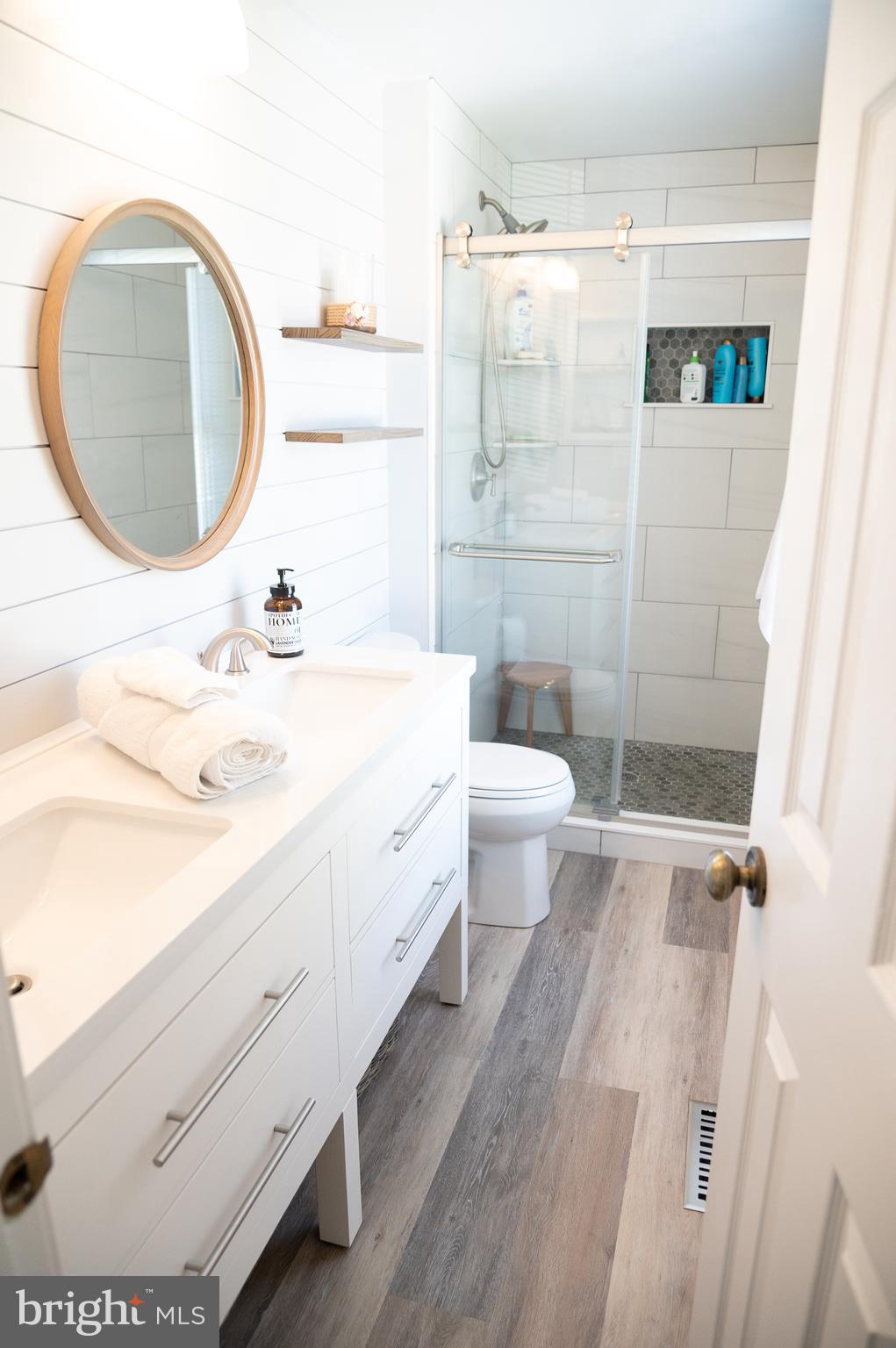 CHRISTINA WOODS - Residential