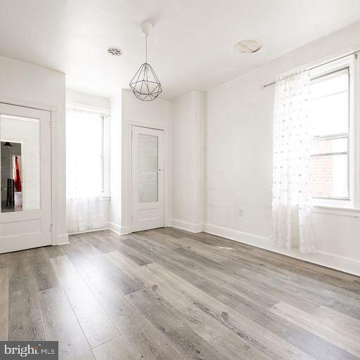 COBBS CREEK - Residential