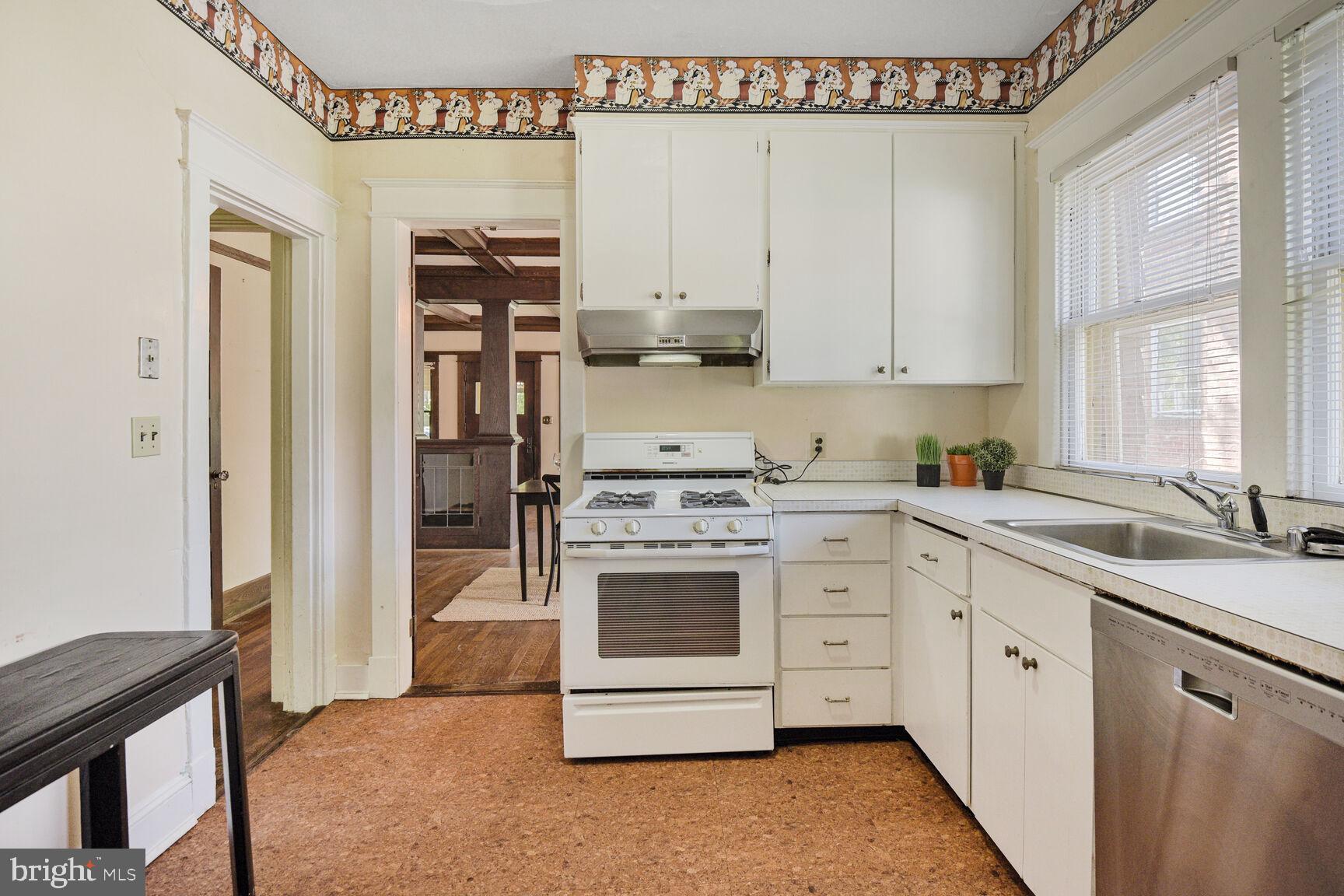 CHEVY CHASE PARK - Residential