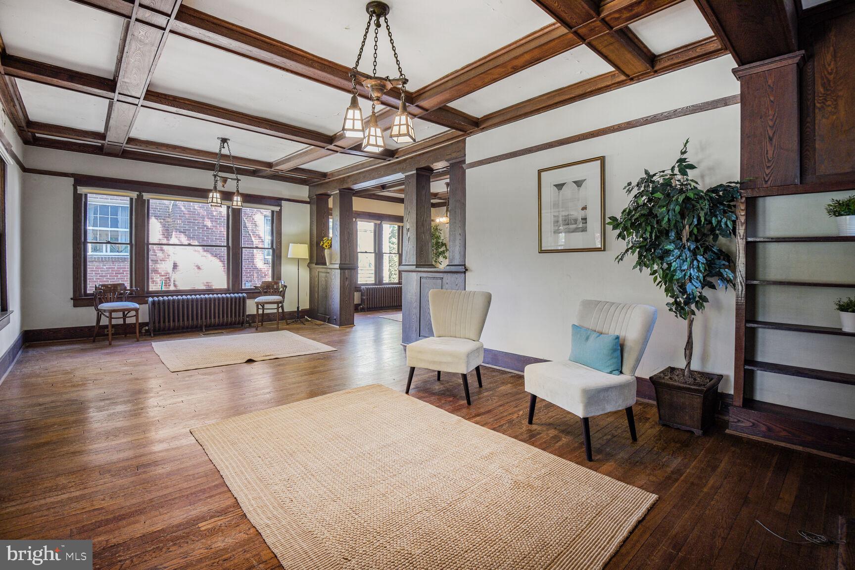 CHEVY CHASE PARK - Residential