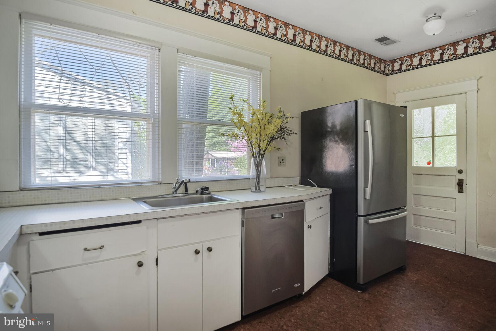 CHEVY CHASE PARK - Residential