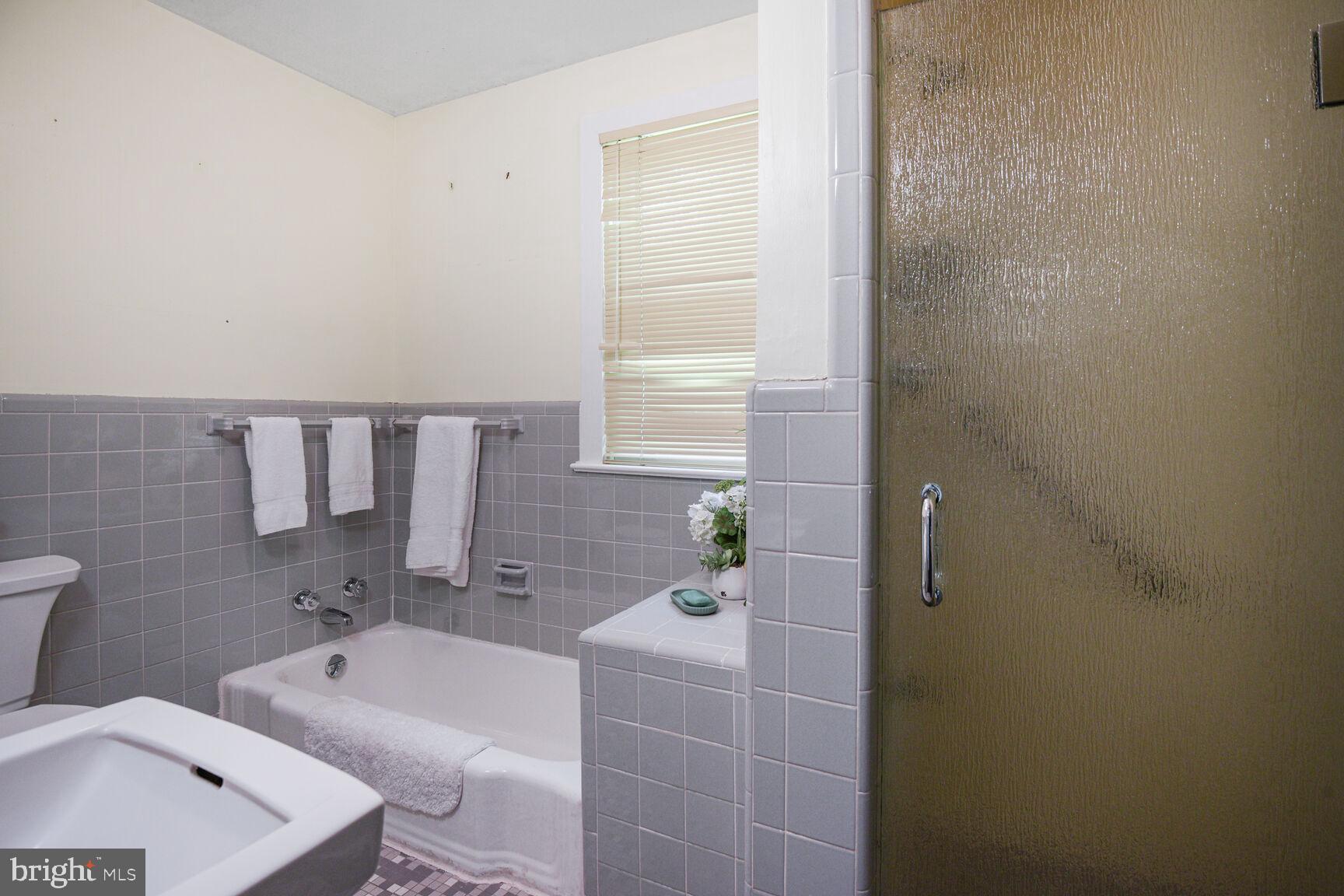 CHEVY CHASE PARK - Residential