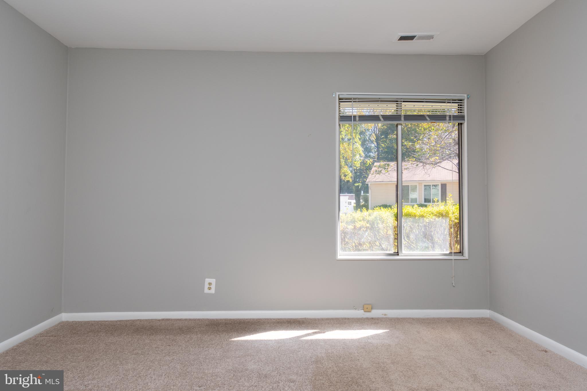 LEISURE WORLD - Residential