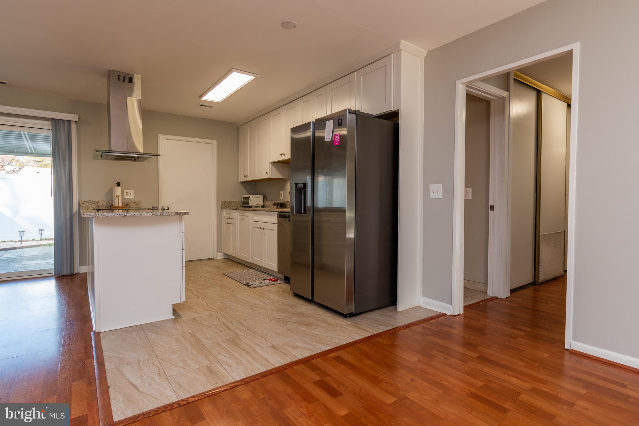 LEISURE WORLD - Residential