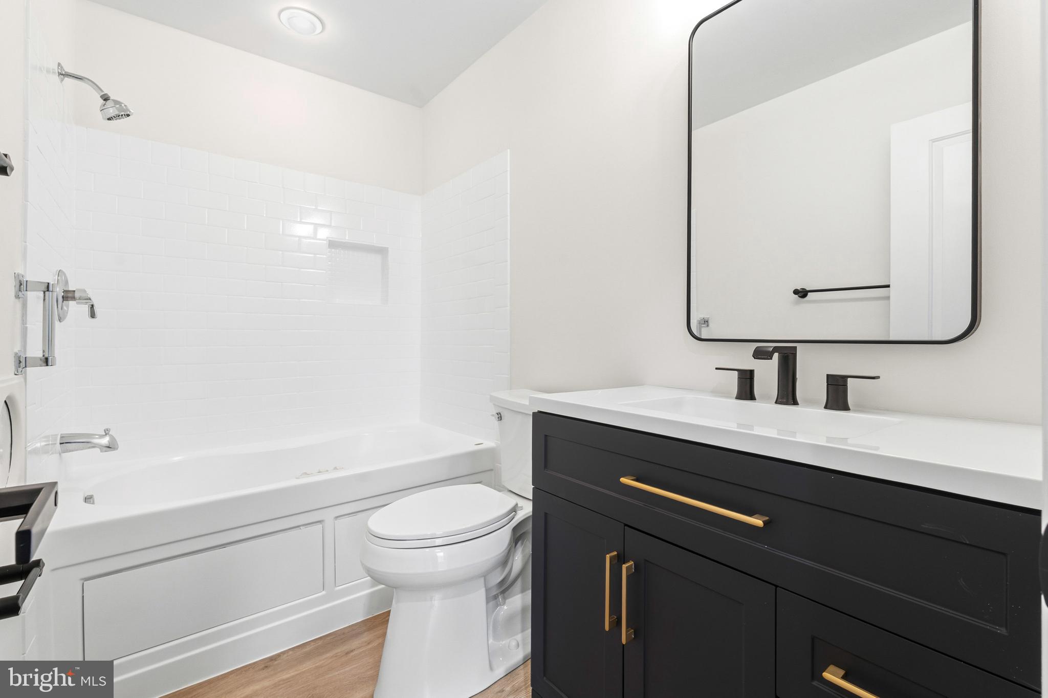 MILLS FARM - Residential