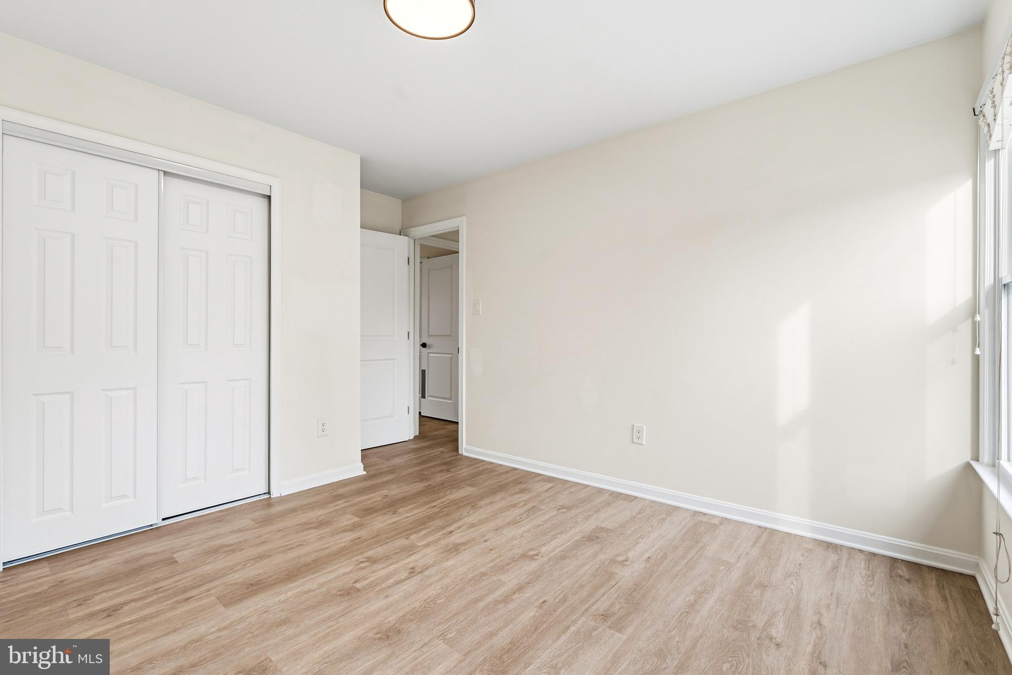 MILLS FARM - Residential