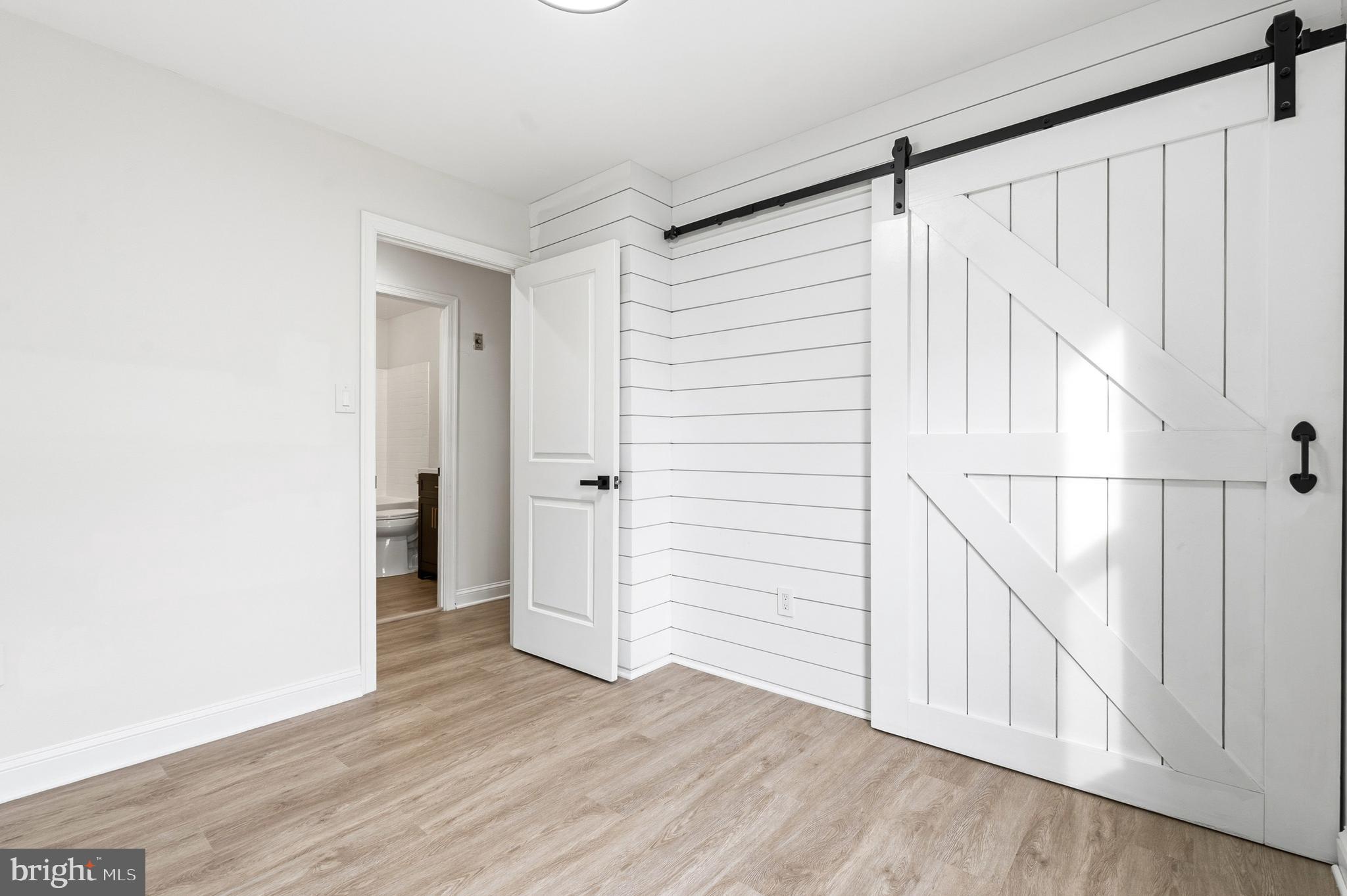 MILLS FARM - Residential