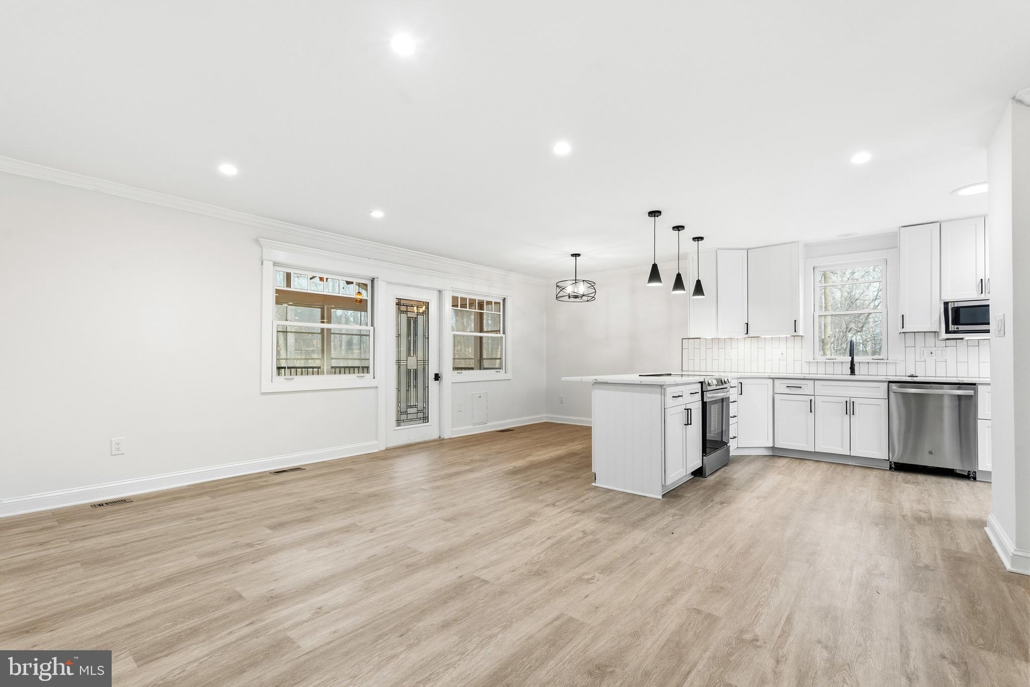 MILLS FARM - Residential