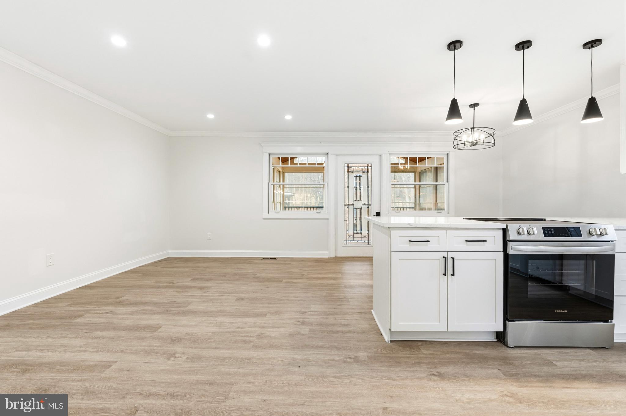 MILLS FARM - Residential