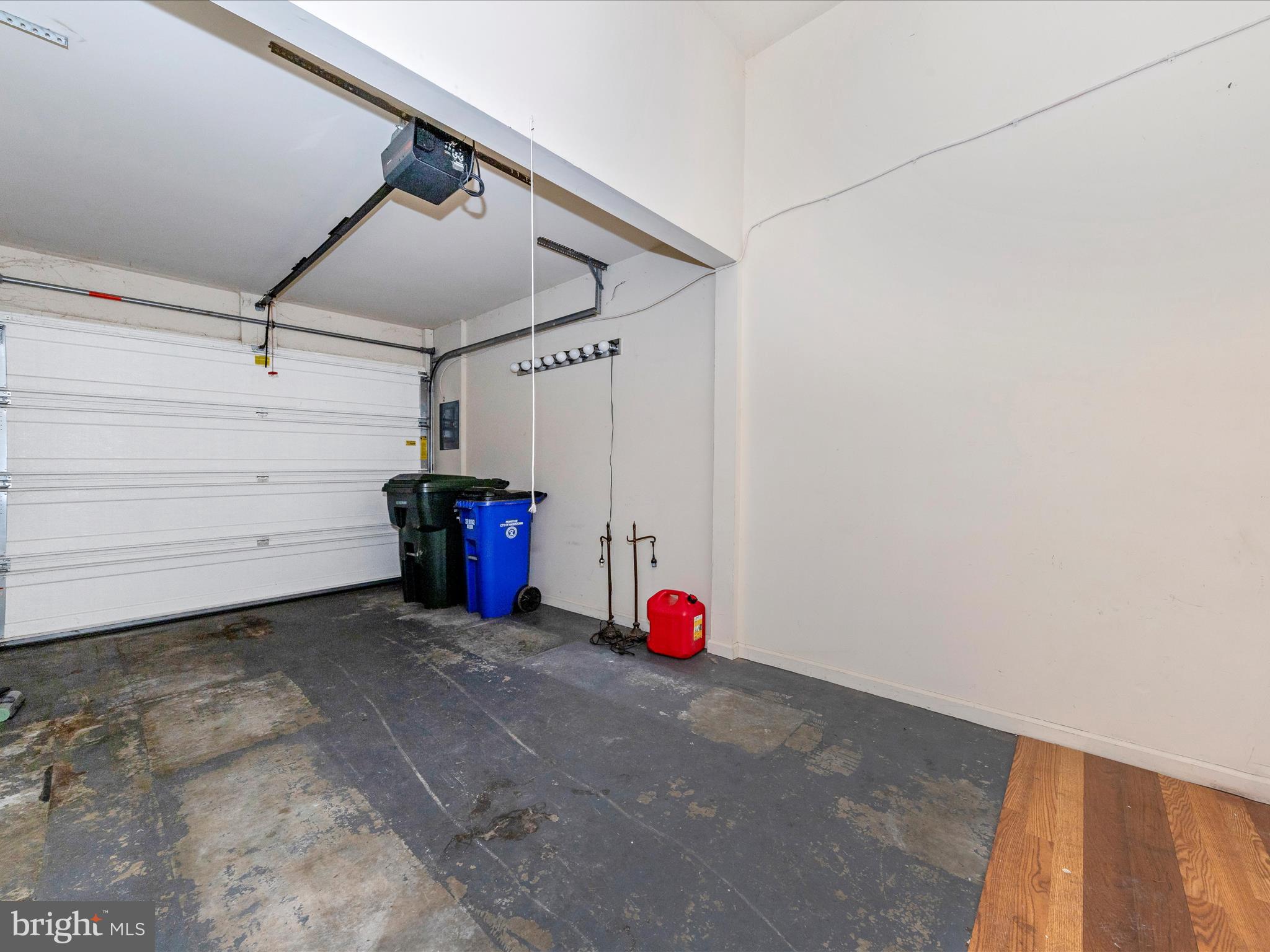 NORTH GATE TOWNE HOMES - Residential