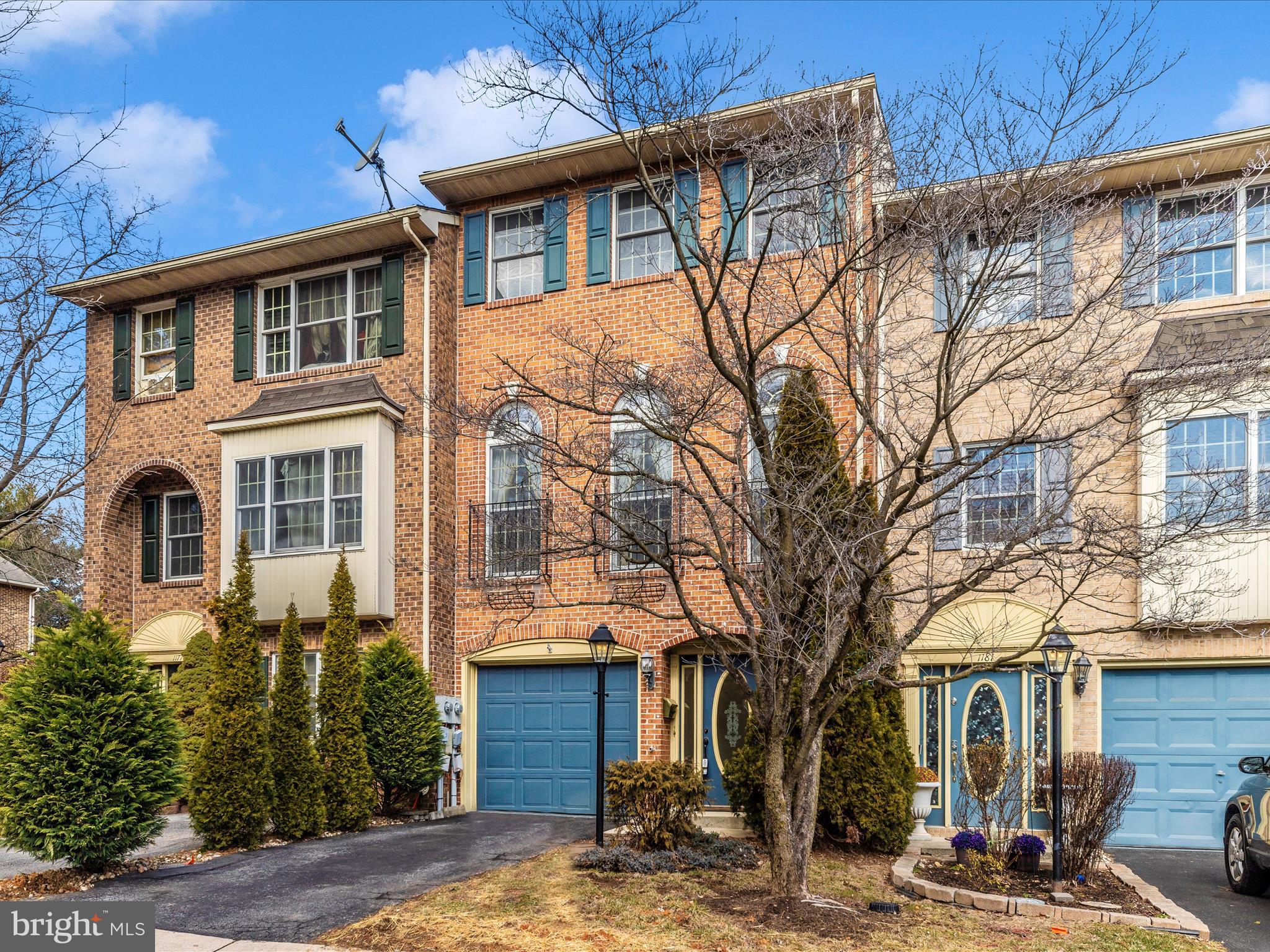 NORTH GATE TOWNE HOMES - Residential