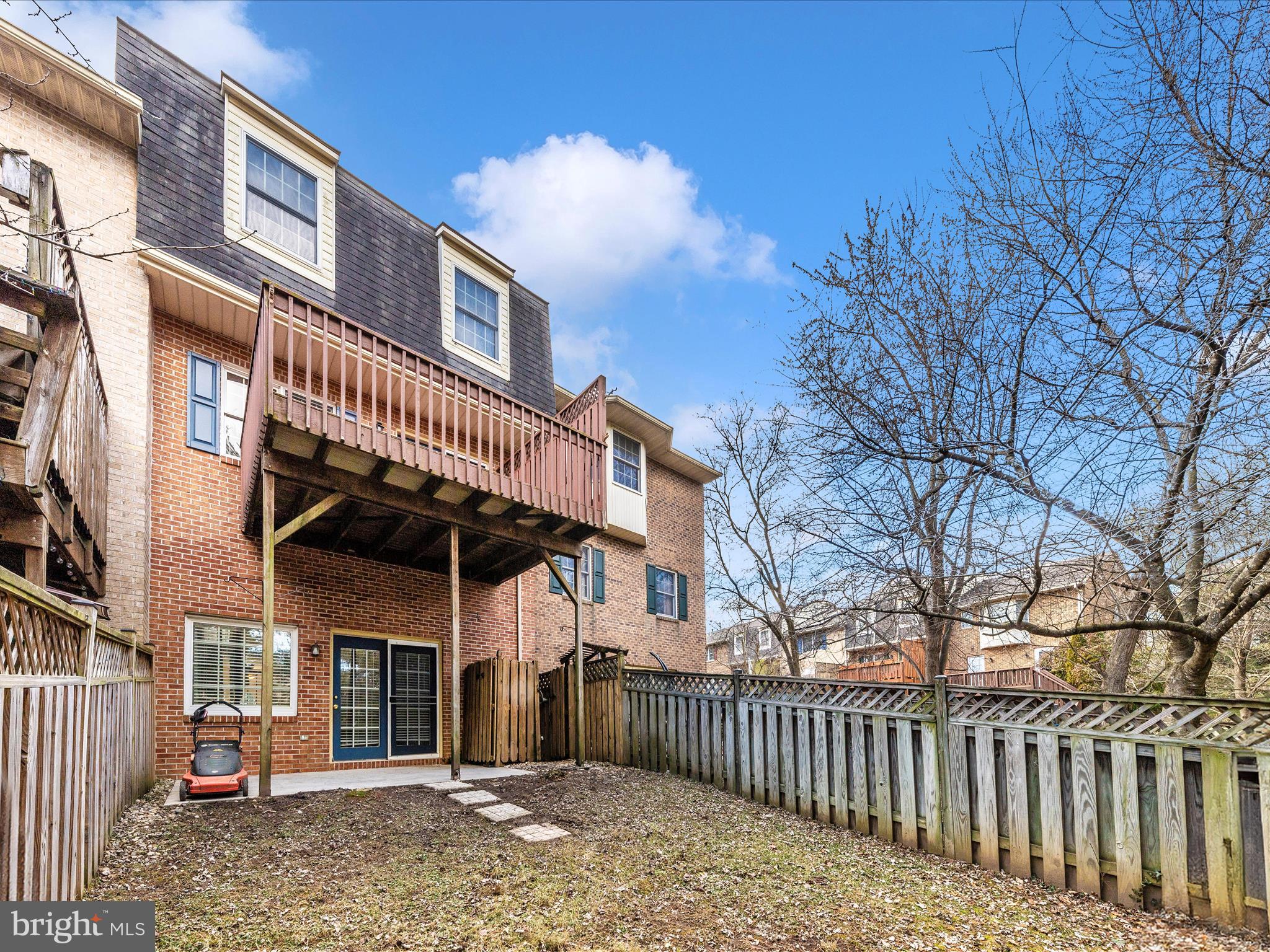 NORTH GATE TOWNE HOMES - Residential