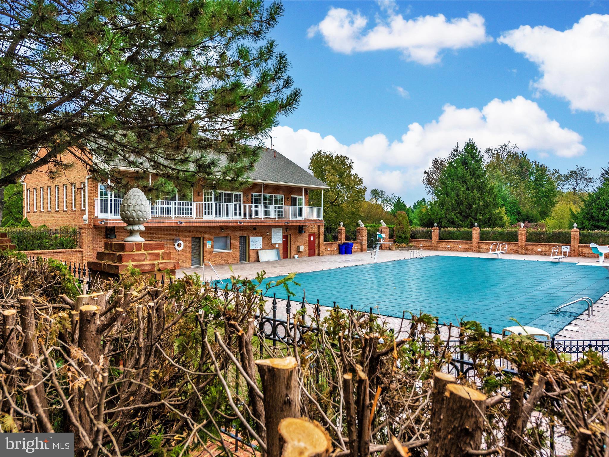 NORTH GATE TOWNE HOMES - Residential