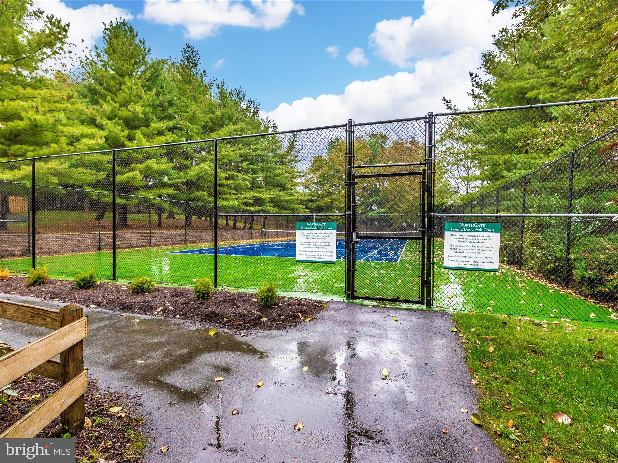 NORTH GATE TOWNE HOMES - Residential