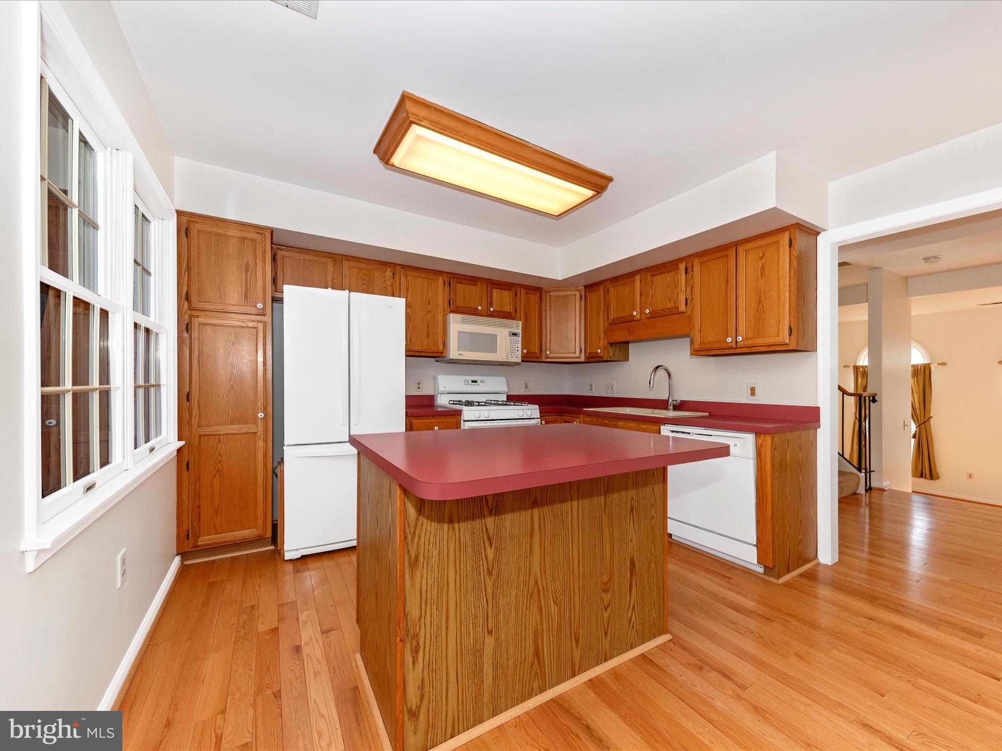 NORTH GATE TOWNE HOMES - Residential