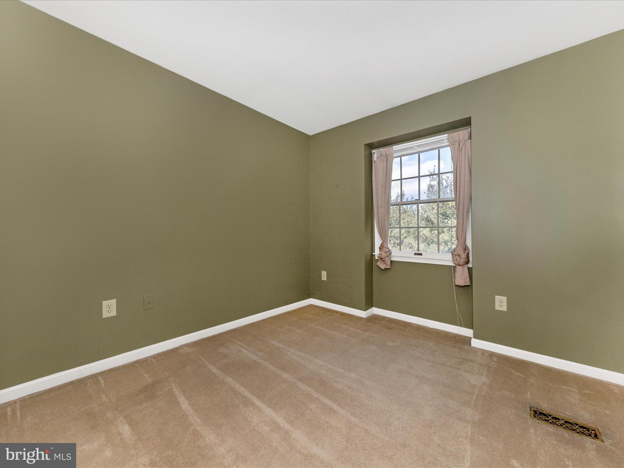 NORTH GATE TOWNE HOMES - Residential