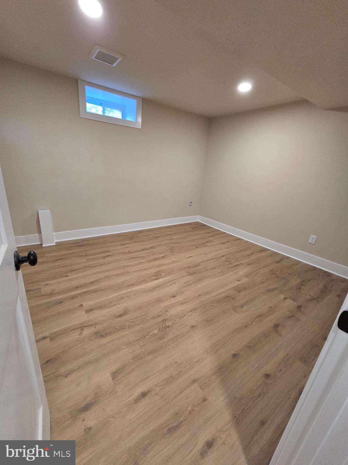 NON AVAILABLE - Residential