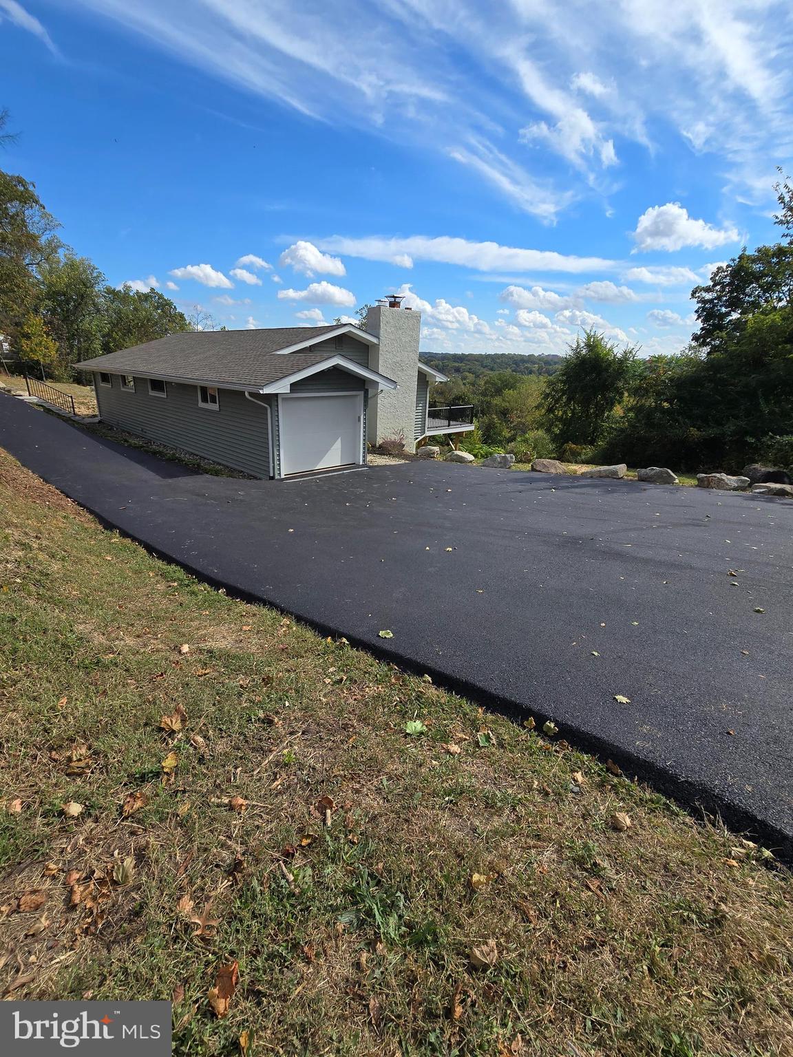 873 FERRY ROAD