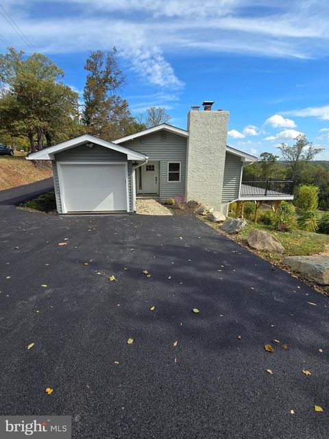 873 FERRY ROAD DOYLESTOWN PA 18901
