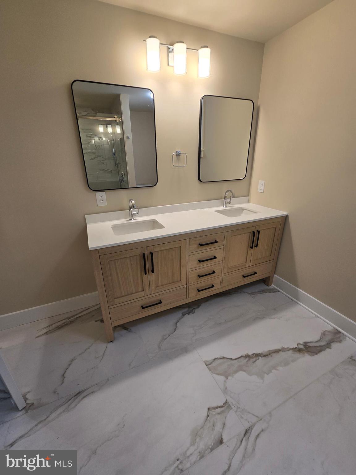 NON AVAILABLE - Residential