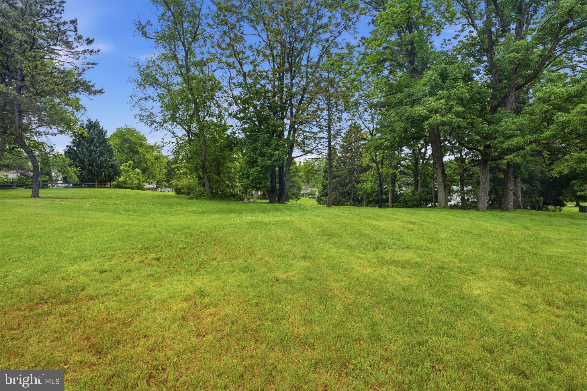 MAPLE GLEN - Residential