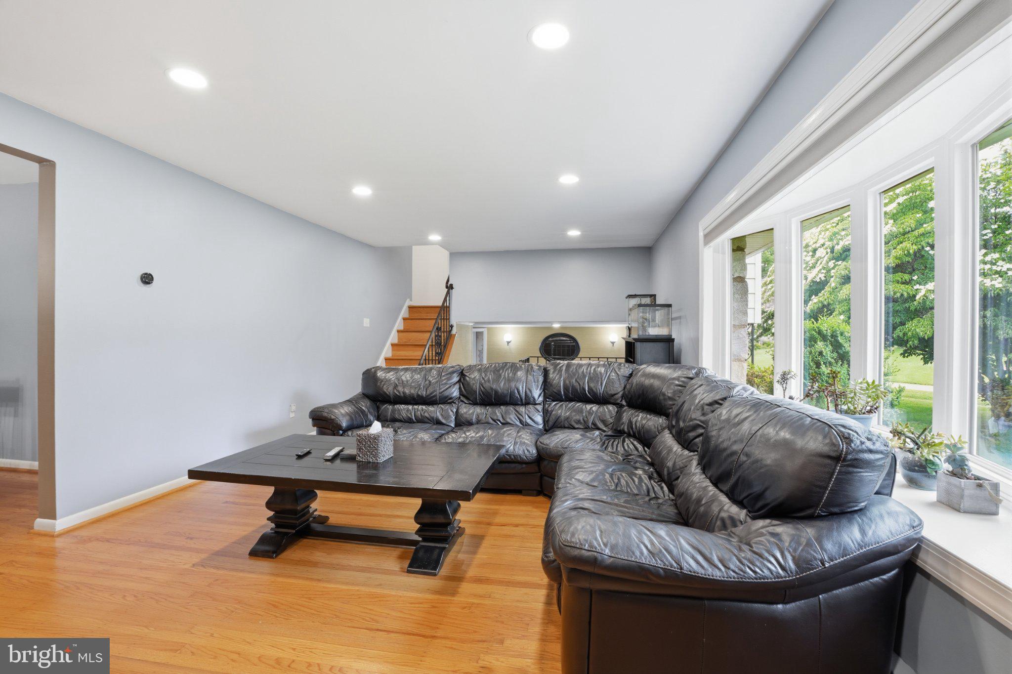 1619 SHEPARD DRIVE