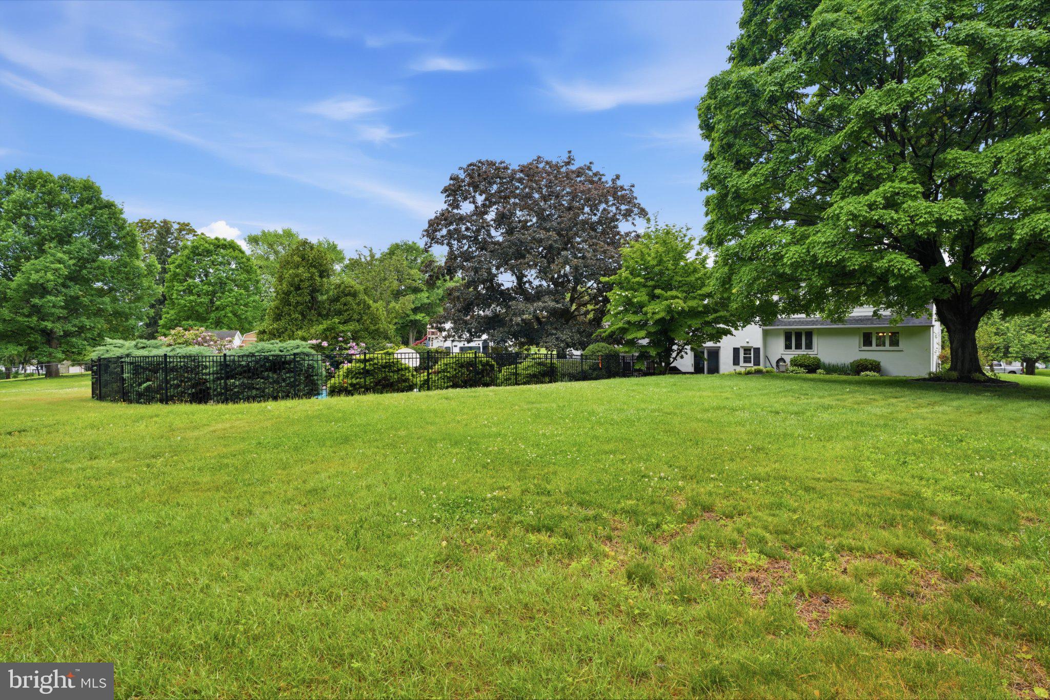 MAPLE GLEN - Residential