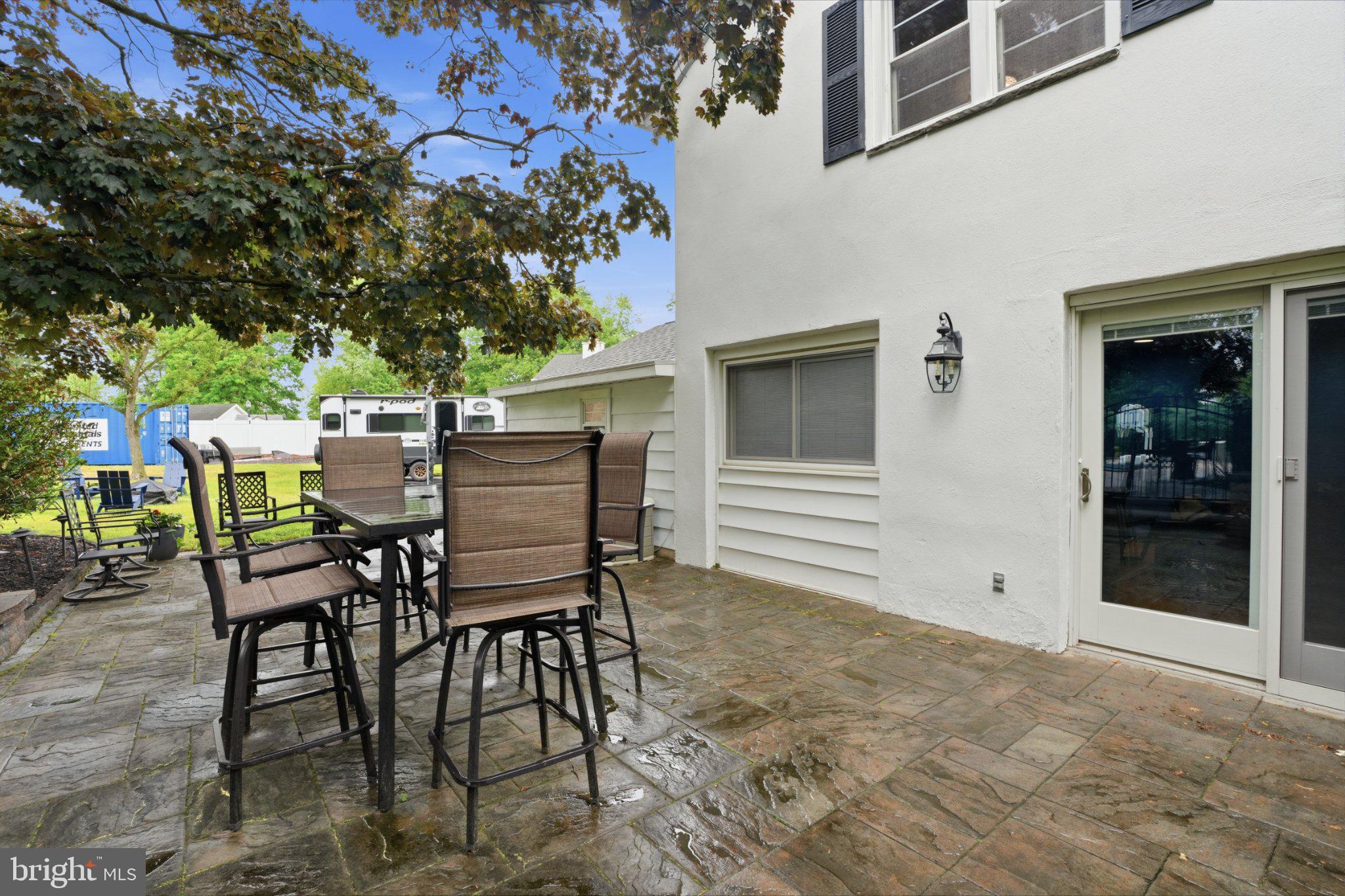 MAPLE GLEN - Residential