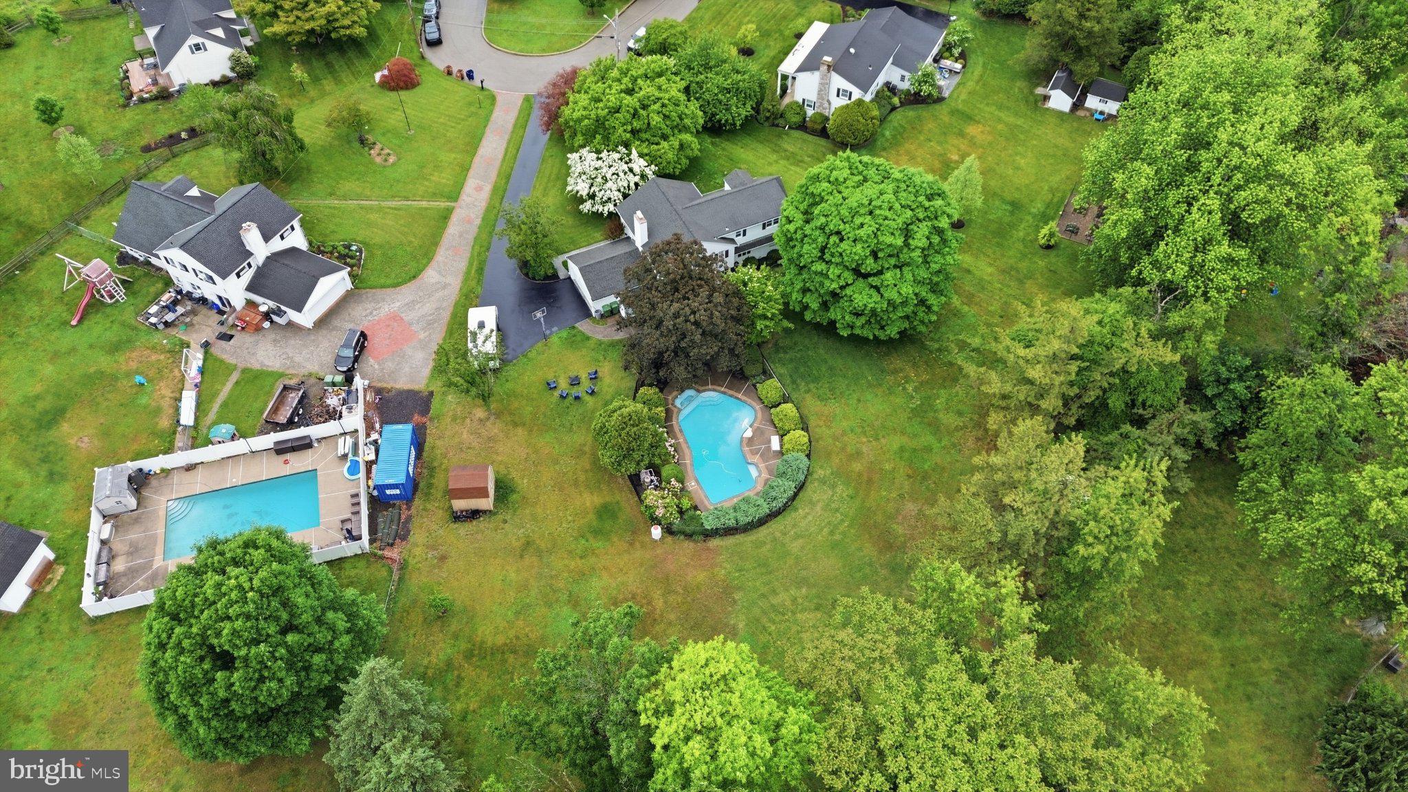 MAPLE GLEN - Residential