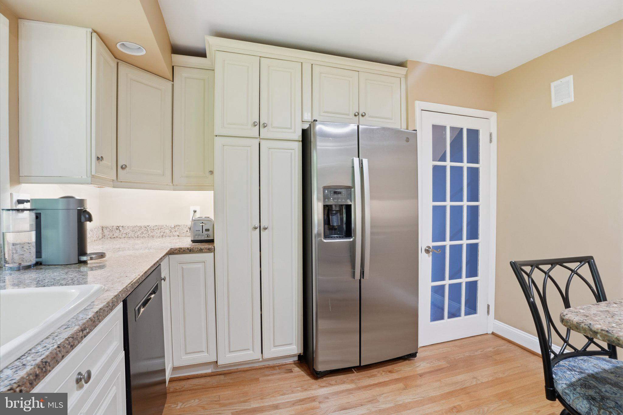 MAPLE GLEN - Residential
