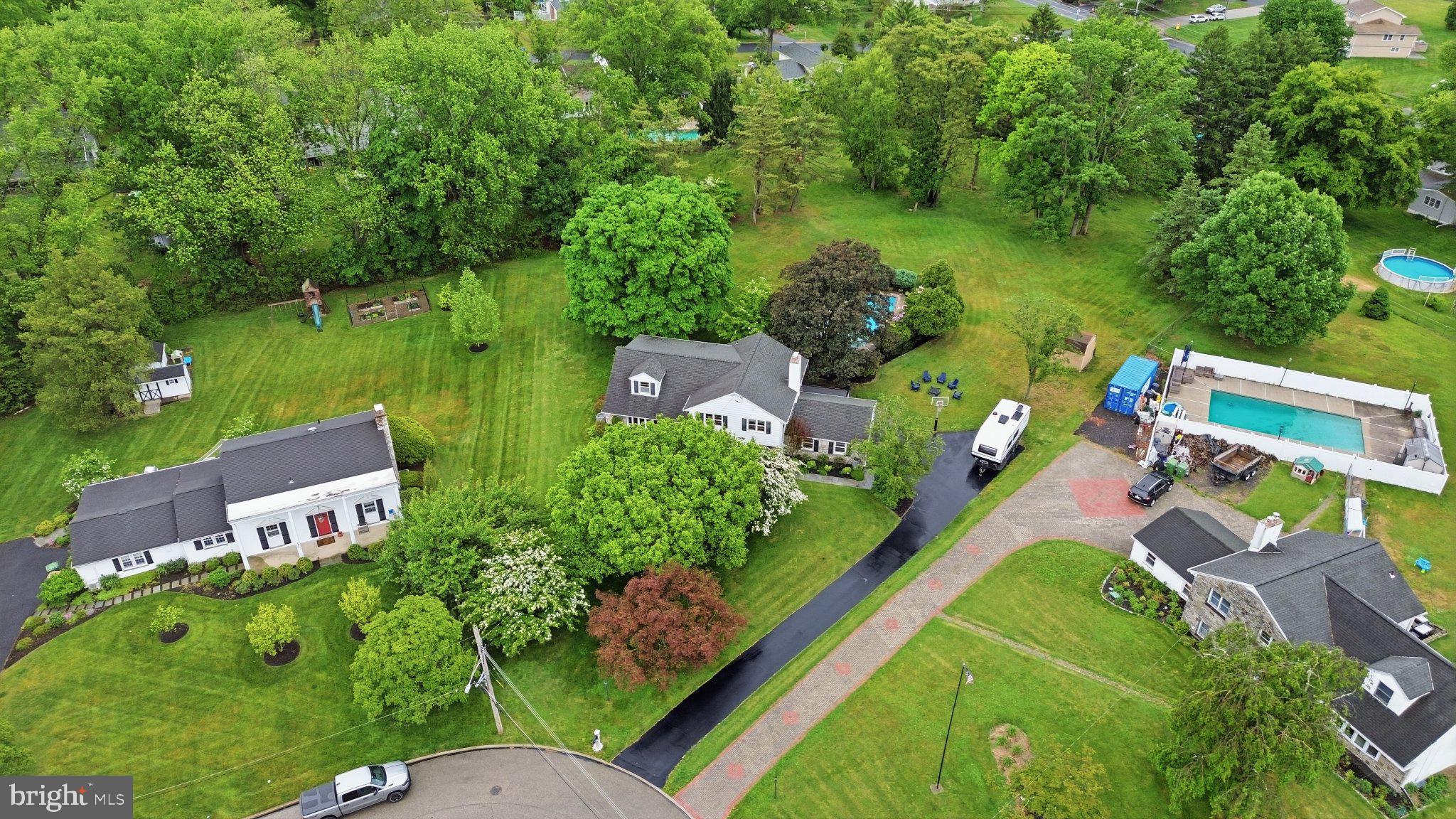 MAPLE GLEN - Residential