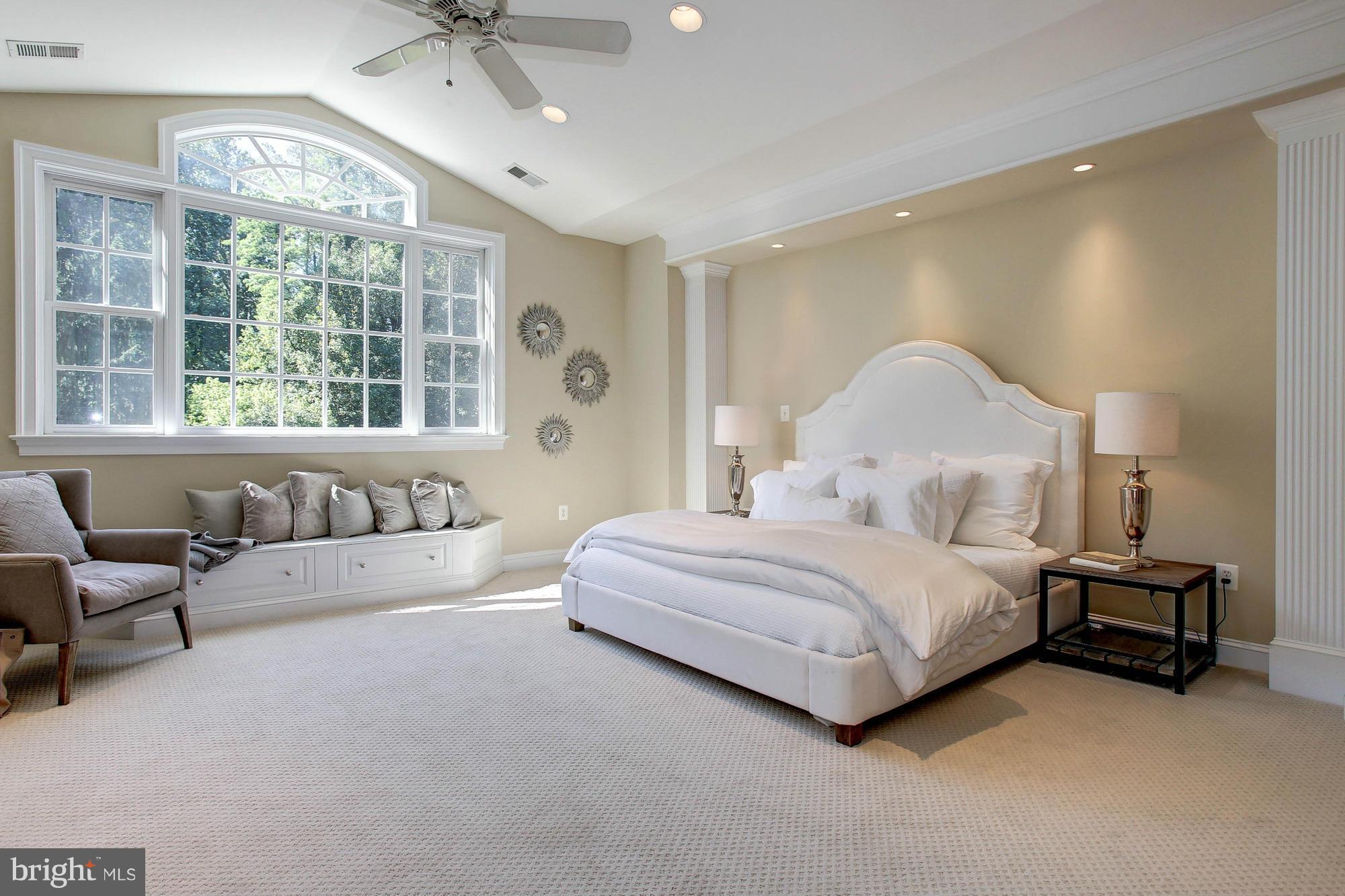 WOODLAND ACRES - Residential