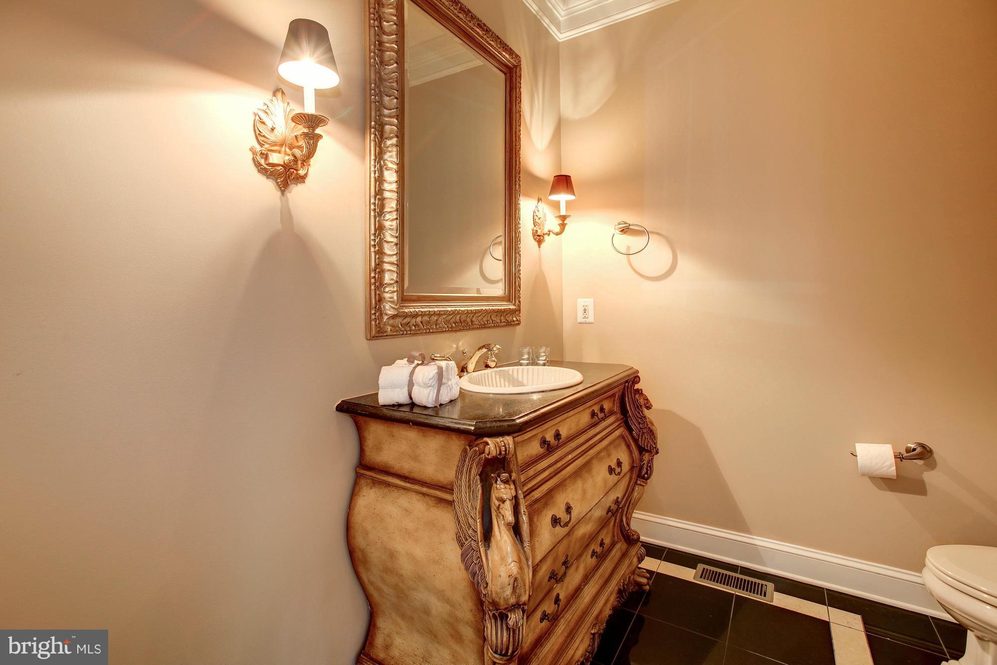 WOODLAND ACRES - Residential