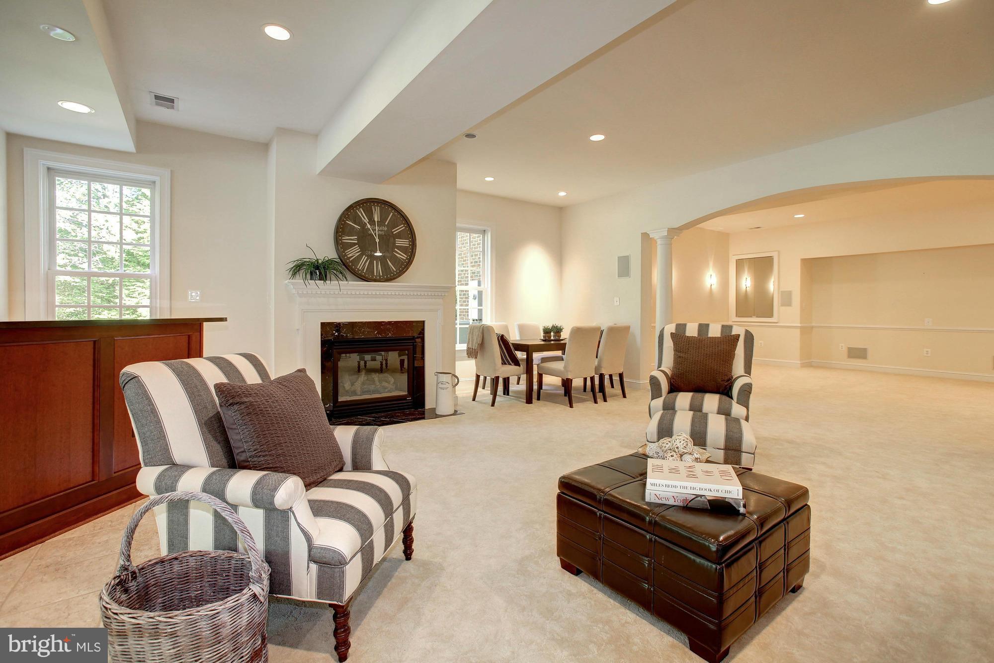 WOODLAND ACRES - Residential