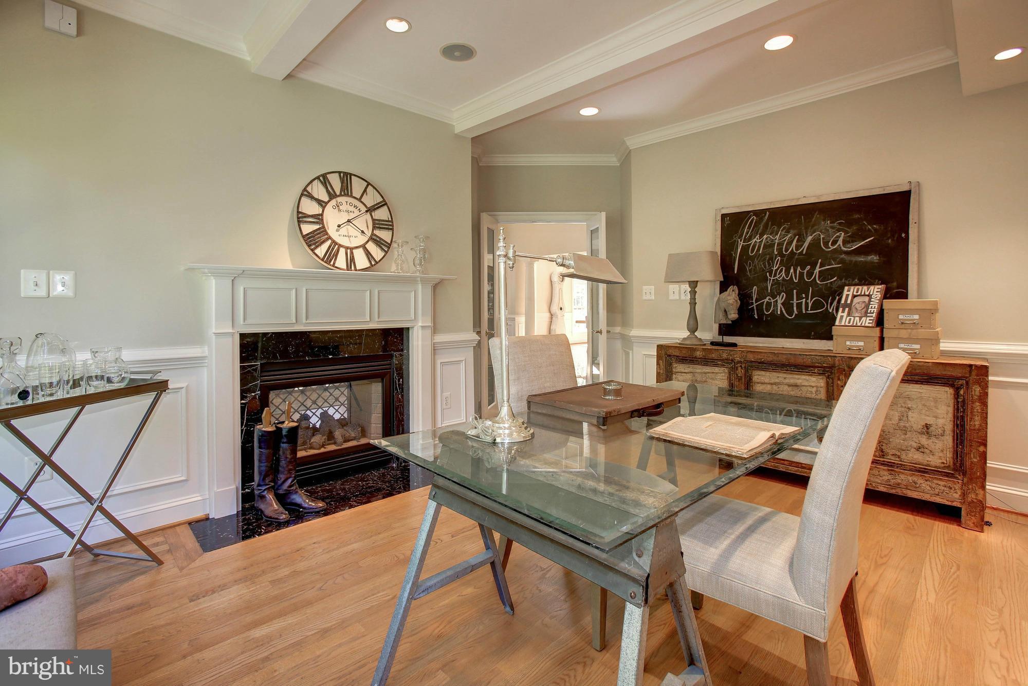 WOODLAND ACRES - Residential