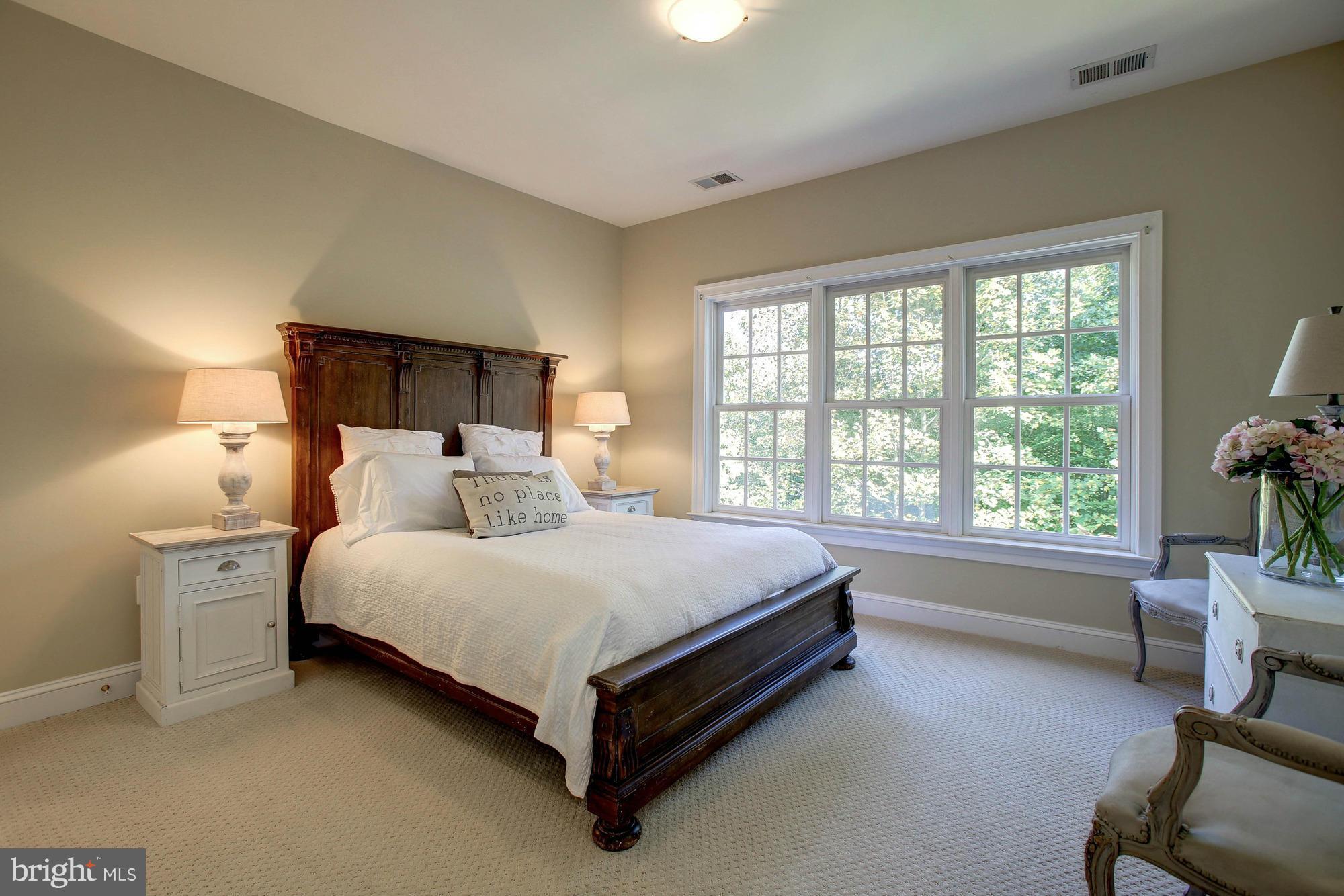 WOODLAND ACRES - Residential