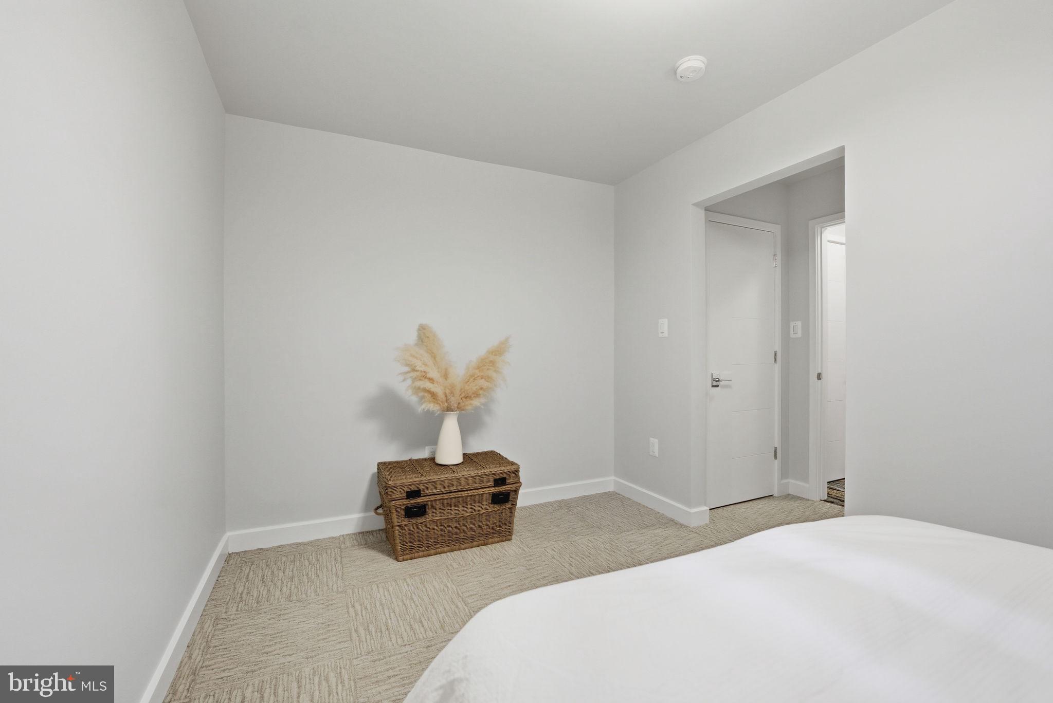 LYON VILLAGE - Residential