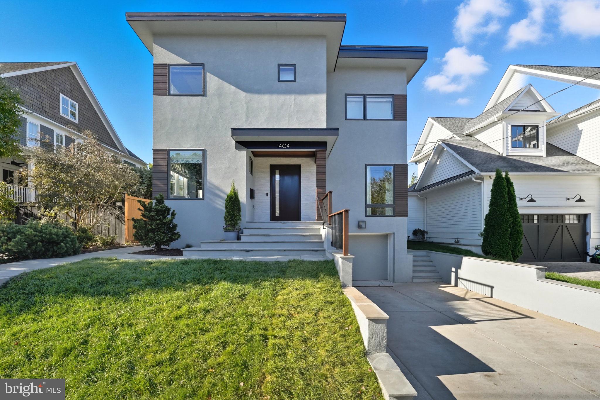 LYON VILLAGE - Residential