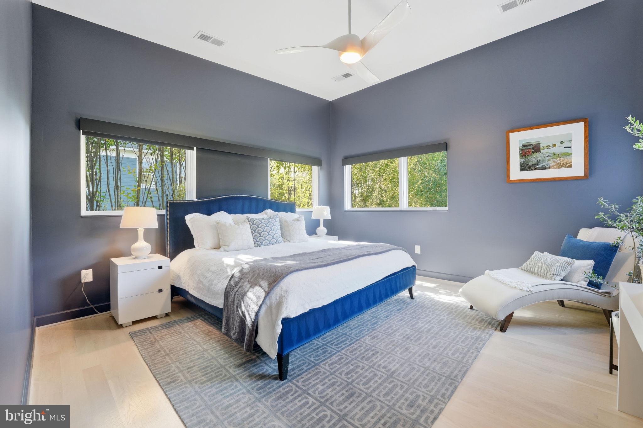 LYON VILLAGE - Residential