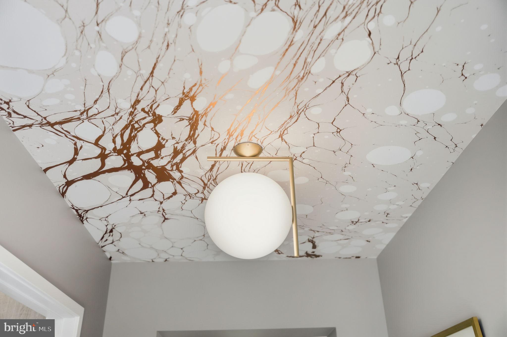 LYON VILLAGE - Residential