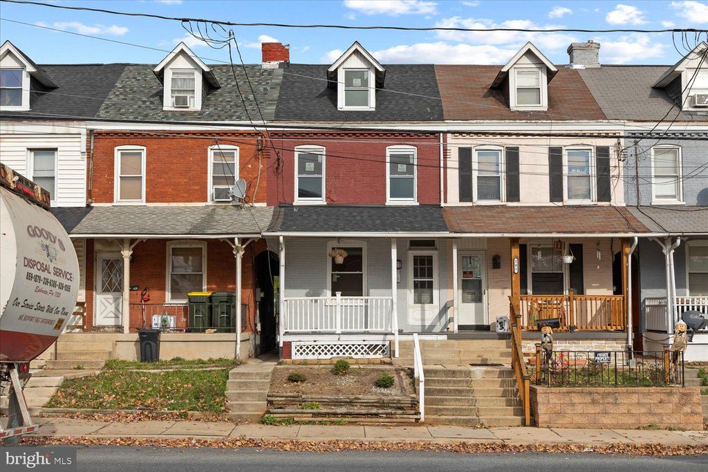 Photo of 205 E LIBERTY ST, LANCASTER, PA 17602 (MLS # PALA2028136)