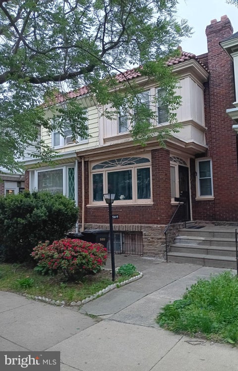 Townhouse For Sale - 5619 N Uber Street<br/> Philadelphia County, PHILADELPHIA, PA 19141