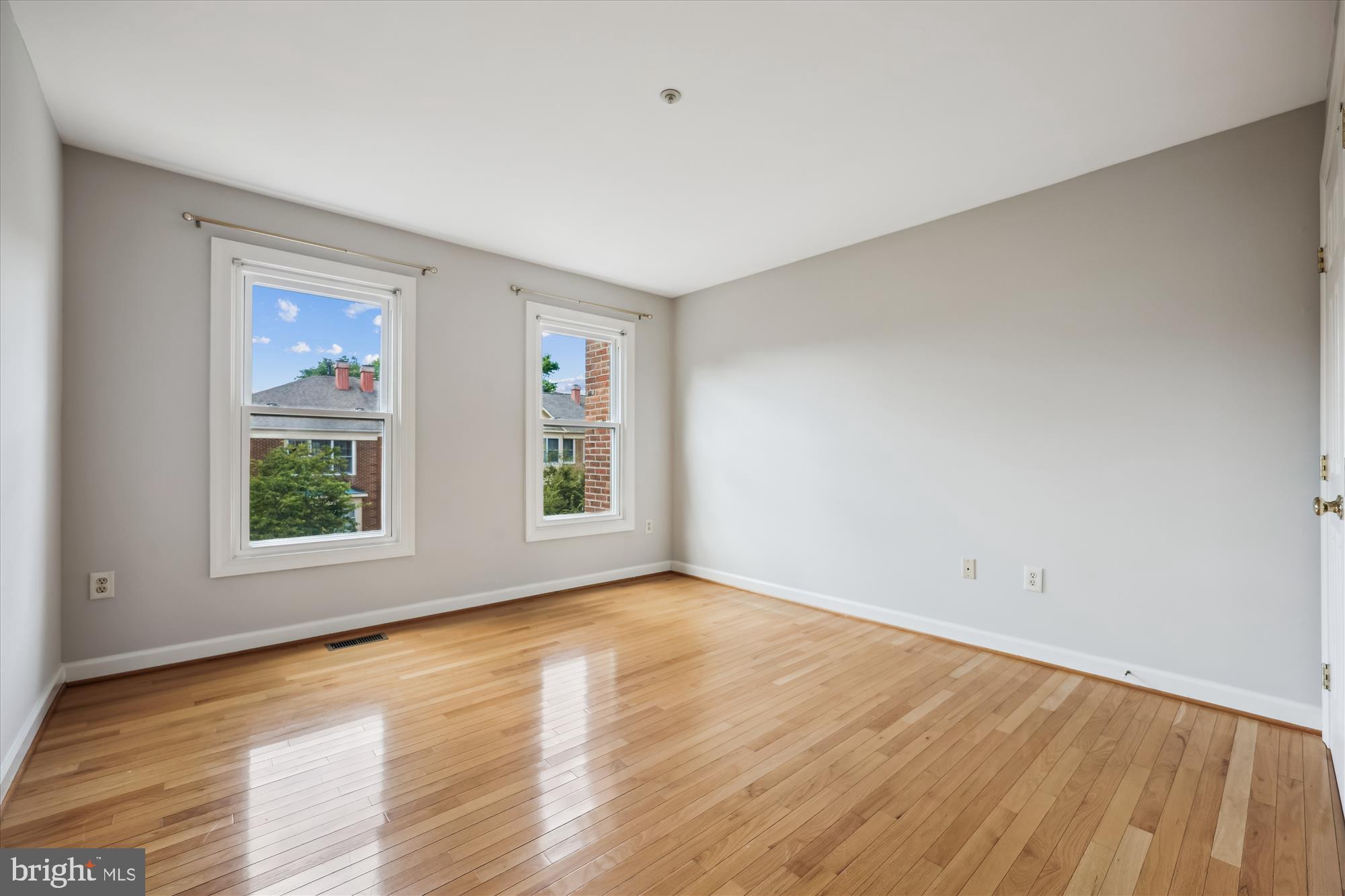 DECOVERLY ADVENTURE - Residential